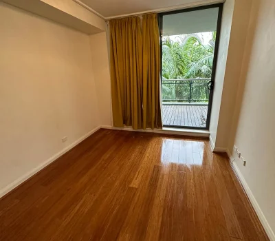 empty-room-end-of-lease-cleaning-sydney-wood-floor